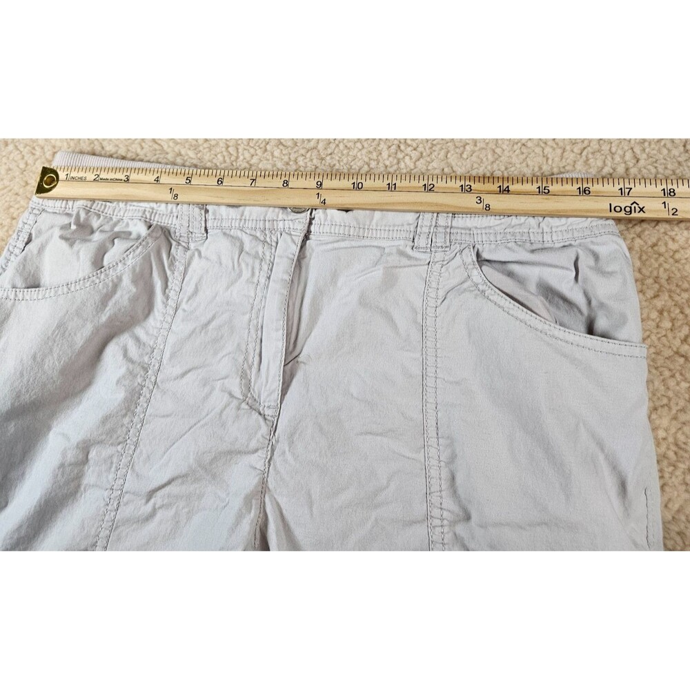 Chico's Cargo Capri Pants Womens Size 1 Khaki Stretch Utility Cropped Zip Pocket - Picture 3 of 10